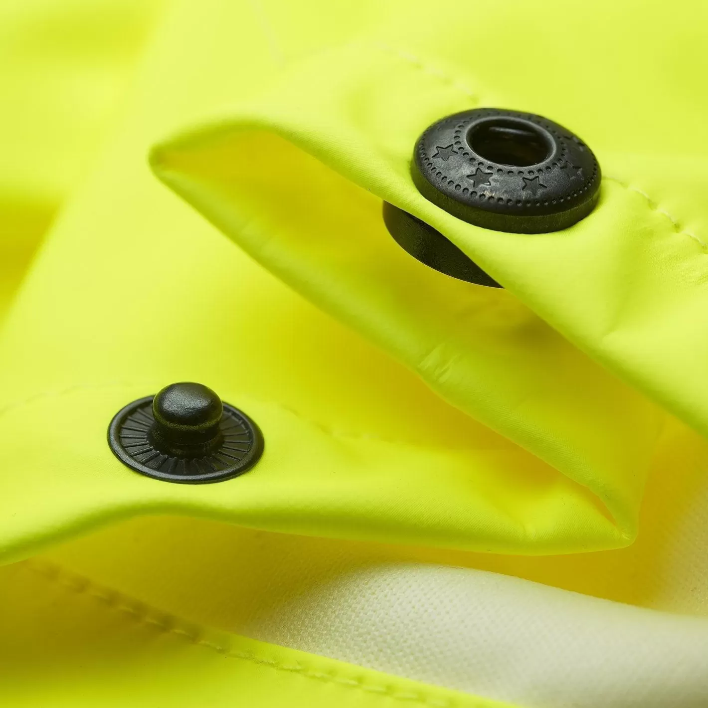 hivis_waterproof_overtrousers_3.webp New VELTUFF Hi-Vis Waterproof Overtrousers