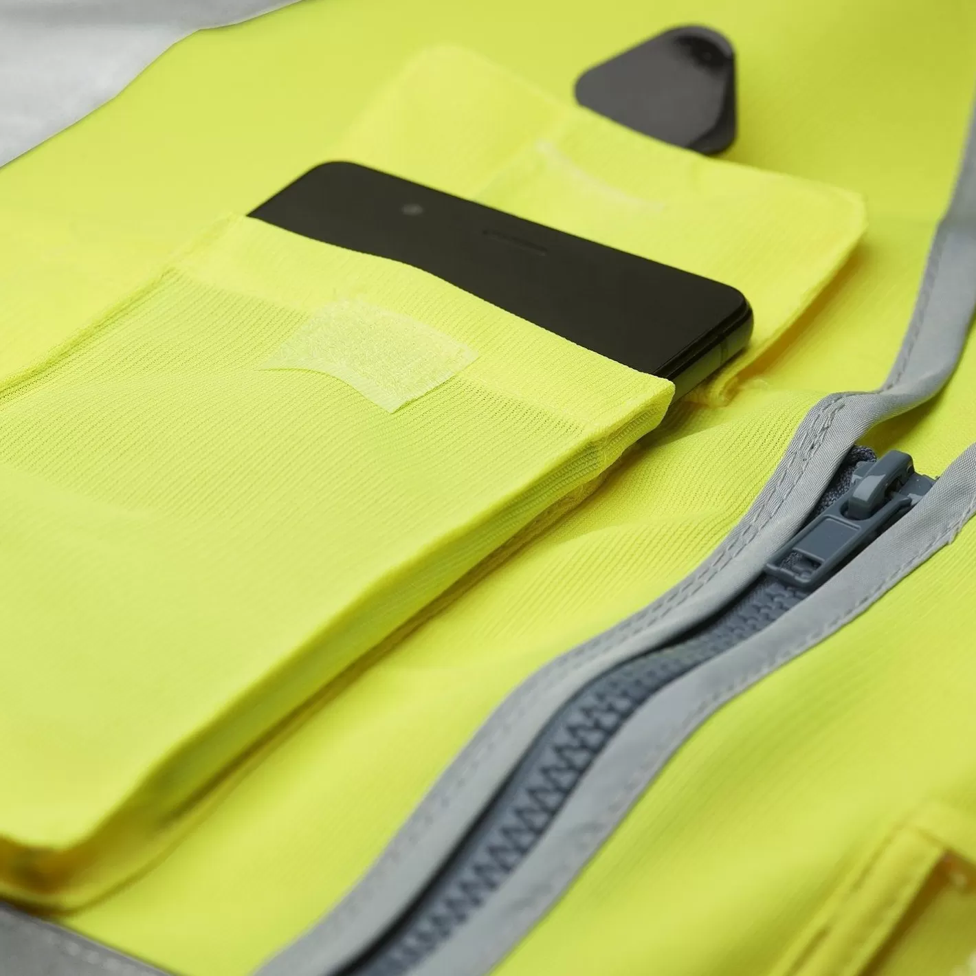 reflex_deluxe_hivis_vest_7.webp Store VELTUFF Reflex Deluxe Hi-Vis Vest
