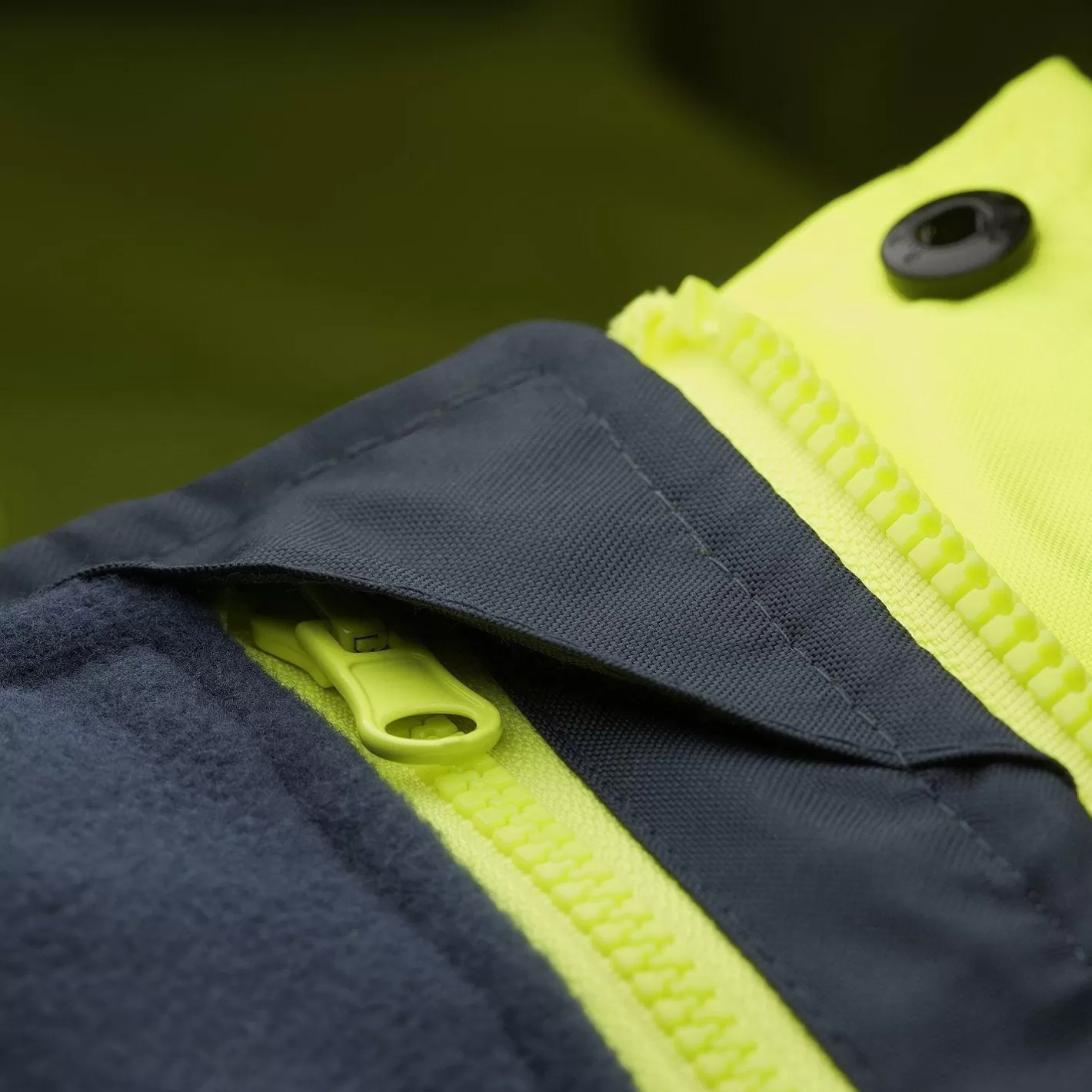 reflex_in_combination_hivis_jacket_2.webp New VELTUFF Reflex 5-in-1 Combination Hi-Vis Jacket